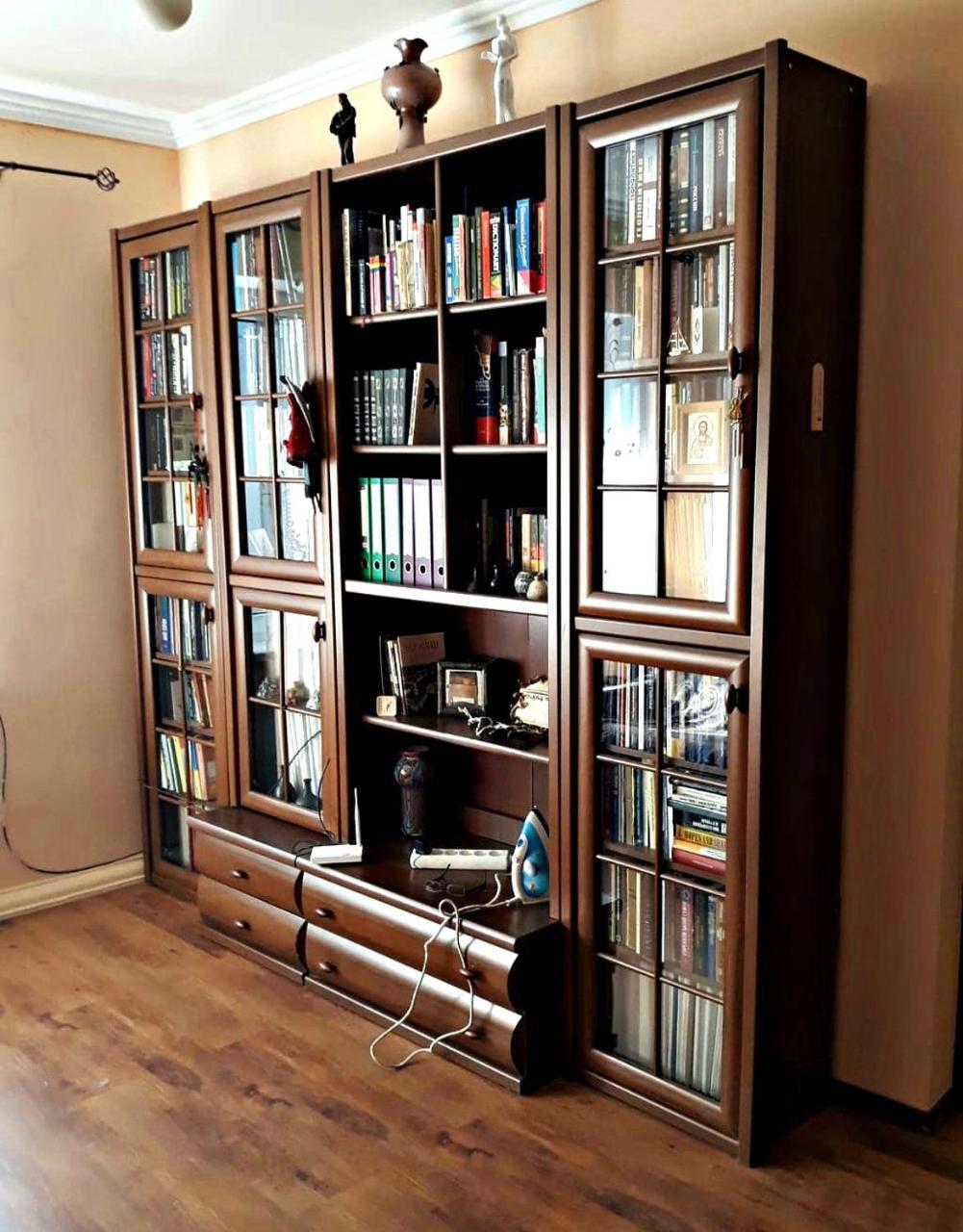 Apartment In The Historical City Center チェルニウツィー エクステリア 写真